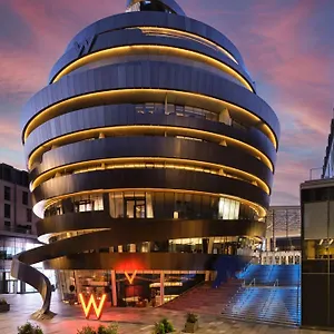 W Otel